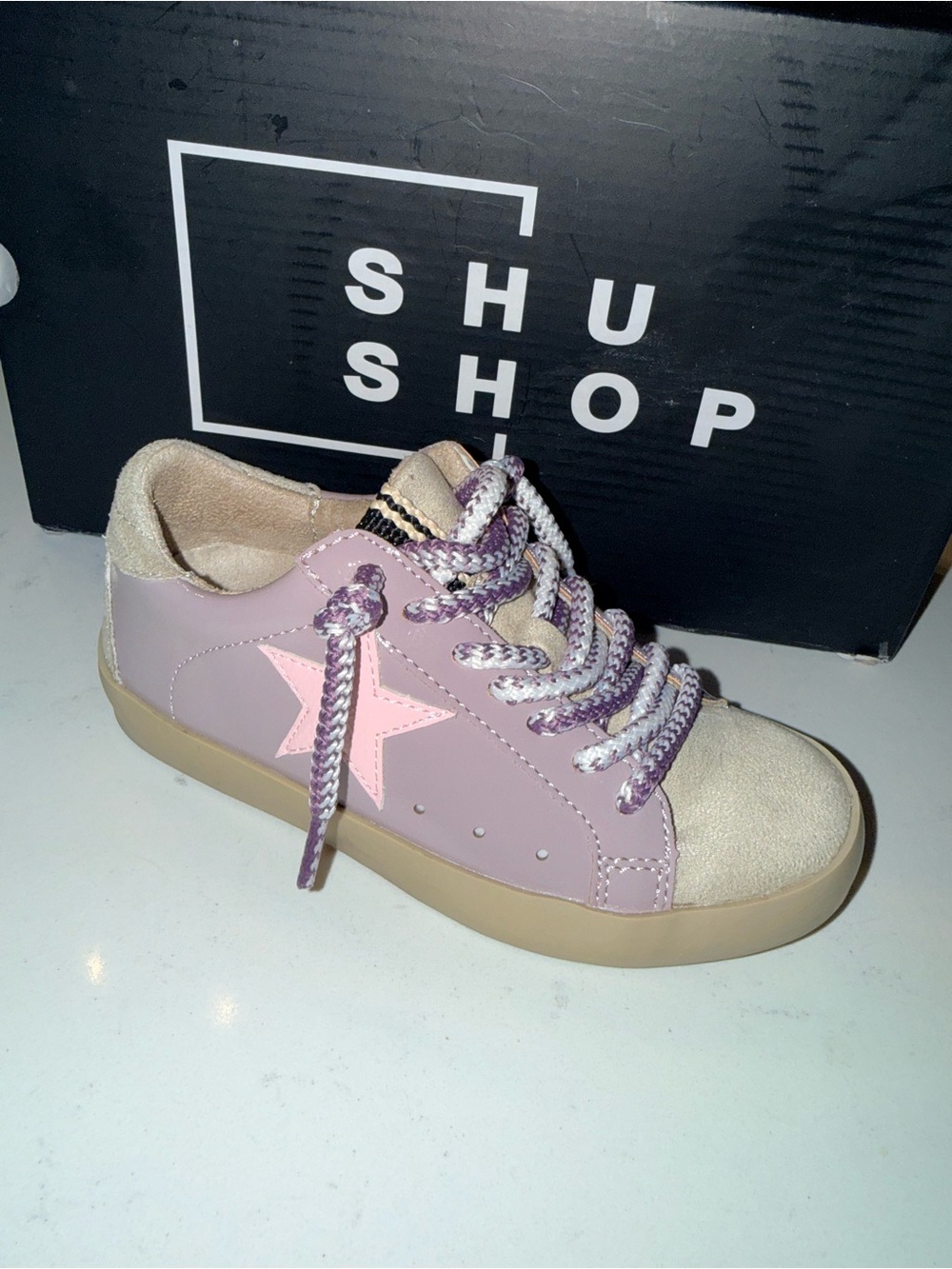 ShuShop Kids Lavender Sneakers with Pink Star Accent